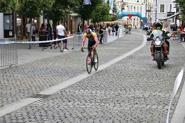 而可能具有 而可能具有