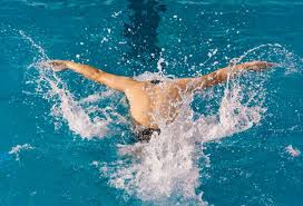 华横溢的球 华横溢的球